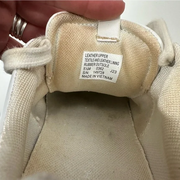 Tory Burch Howell White Court Sneakers - Picture 9 of 9